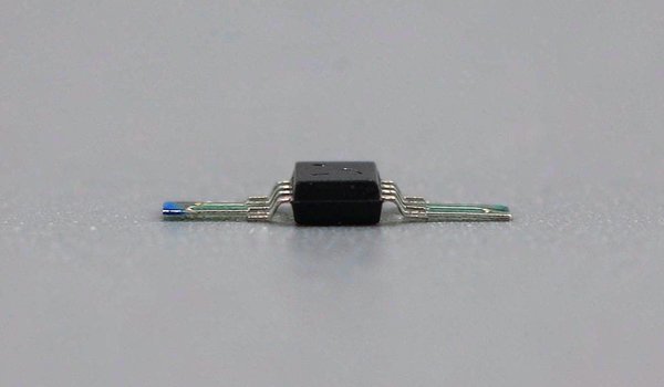 EEPROM和Flash真不是一回事 存储选型别再混着用